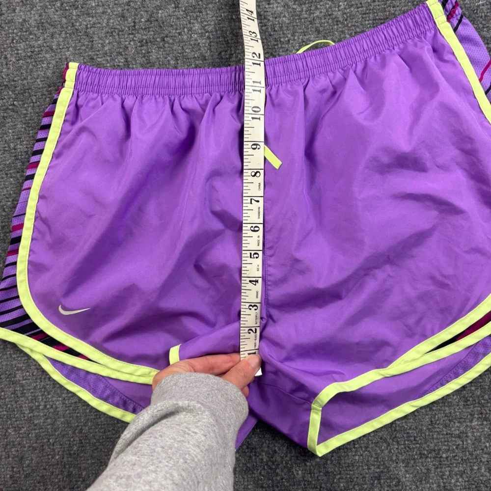 NIKE Women’s Purple/Lime Green Athletic Lined Running Shorts Dri-fit size: Large